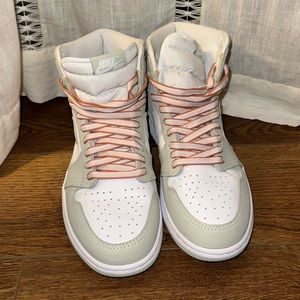 Air Jordan 1 Retro High OG ‘Seafoam’